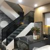 Cầu thang kính âm sàn kính cường lực 10mm màu xám khói