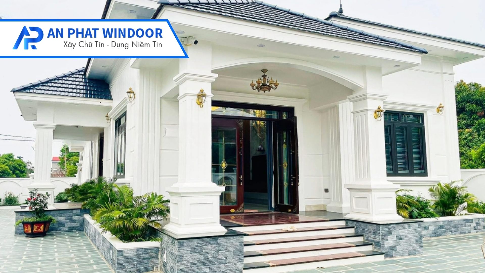 Cửa nhôm thủy lực màu đen Cửa nhôm thủy lực màu đen