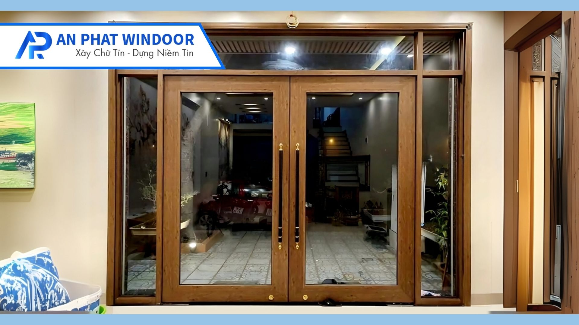 Cửa nhôm thủy lực Queenviet