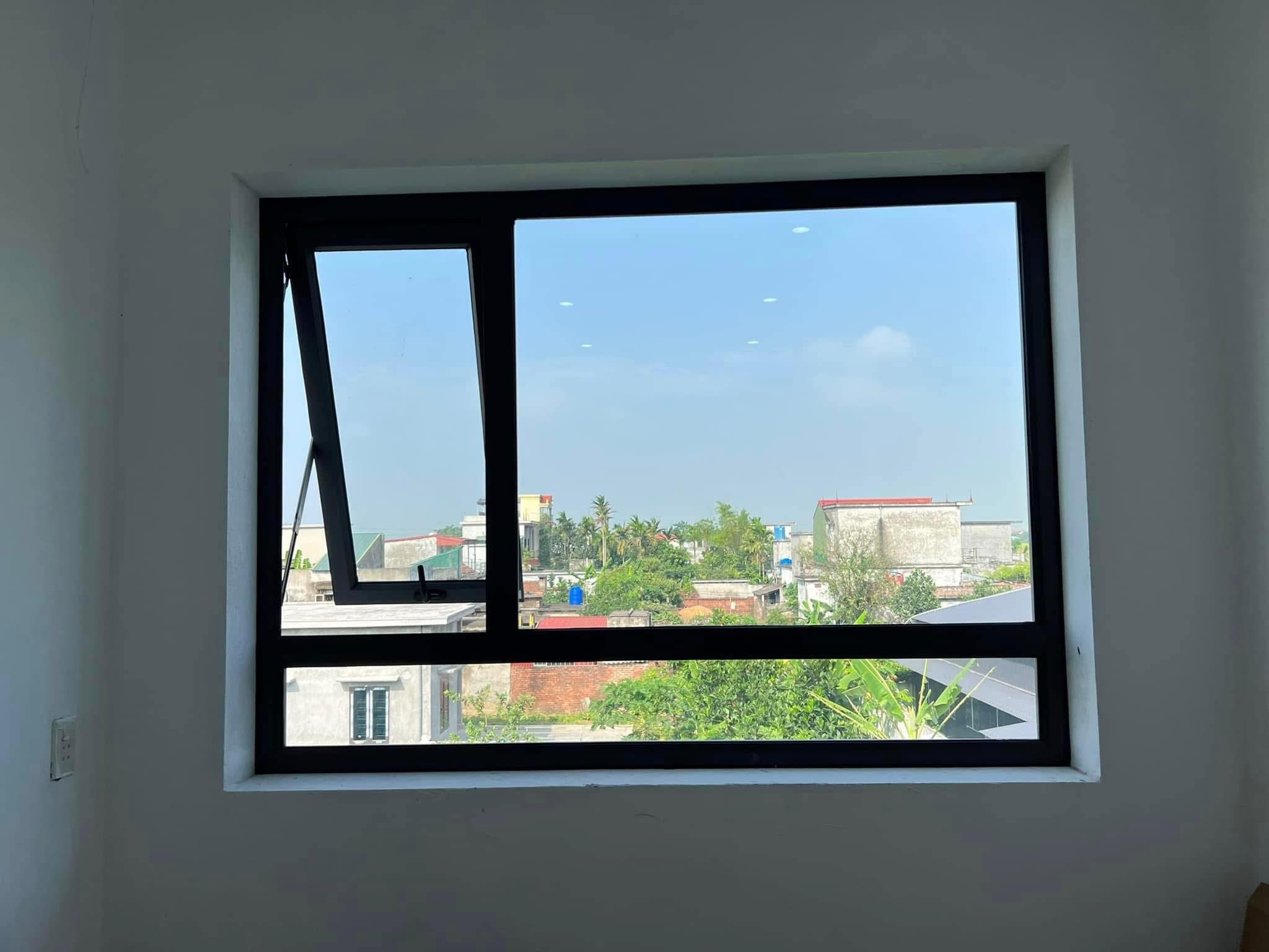Cửa sổ mở hất/quay 1 cánh