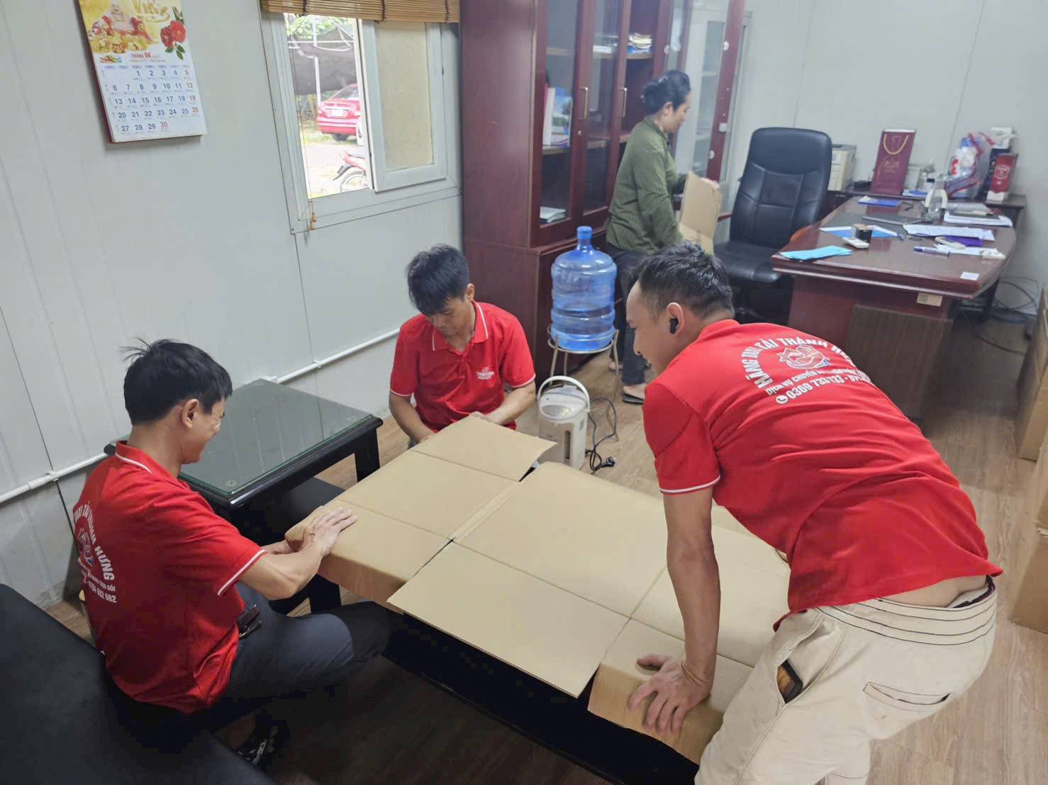 Hãng taxi tải thành hưng