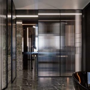 vách ngăn phòng hệ Slim có cửa mở quay 3